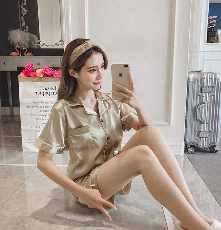 Women's Silk Solid Color Pajama Set Women's Silk Solid Color Pajama Set