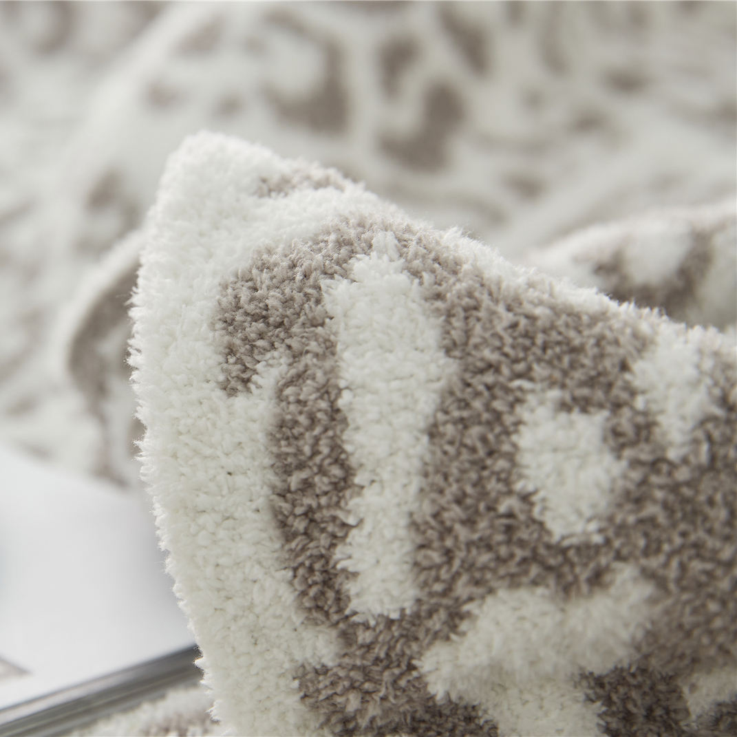 Knitted Printed Blanket